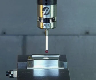 Kif Żomm il-Maċinazzjoni CNC
